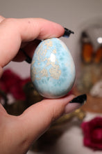 Load image into Gallery viewer, Larimar Egg