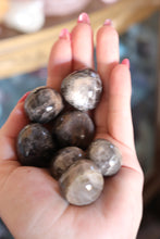 Load image into Gallery viewer, (1) Flashy Black Moonstone Pebble