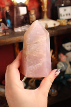 Load image into Gallery viewer, Dreamy Rose Quartz Towers