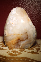 Load image into Gallery viewer, 12.3lbs Glittery Druzy Flower Agate Freeform with Quartz