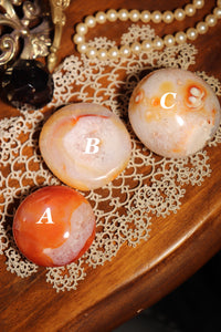 Carnelian Palmstones with Quartz