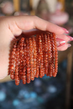 Load image into Gallery viewer, (1) Flashy Sunstone Bracelet