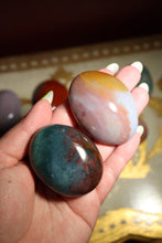 Load image into Gallery viewer, Sea Jasper Palmstones