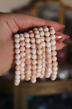 Load image into Gallery viewer, (1) Pink Conch Shell Bracelet