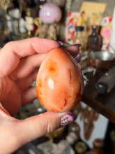Load image into Gallery viewer, Peach Yogurt Carnelian x Quartz Egg