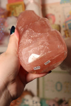 Load image into Gallery viewer, Saturated Peachy-Pink Star Rose Quartz Flame