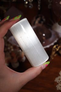 (1) Satin Spar Selenite Cleansing Cylinder