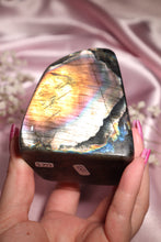 Load image into Gallery viewer, Multicolor Labradorite Freeform