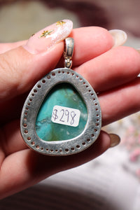 High Quality Gem Silica Pendant with White Topaz Halo