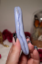 Load image into Gallery viewer, Blue Lace Agate Wand