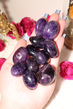 Load image into Gallery viewer, (1) Juicy Dream Amethyst Tumble