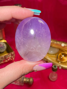 (1) Chevron Amethyst Palmstone