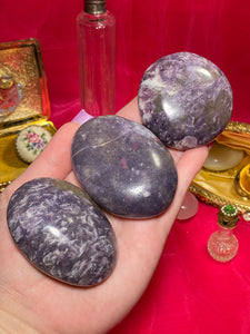 (1) Soothing Lepidolite Palmstone