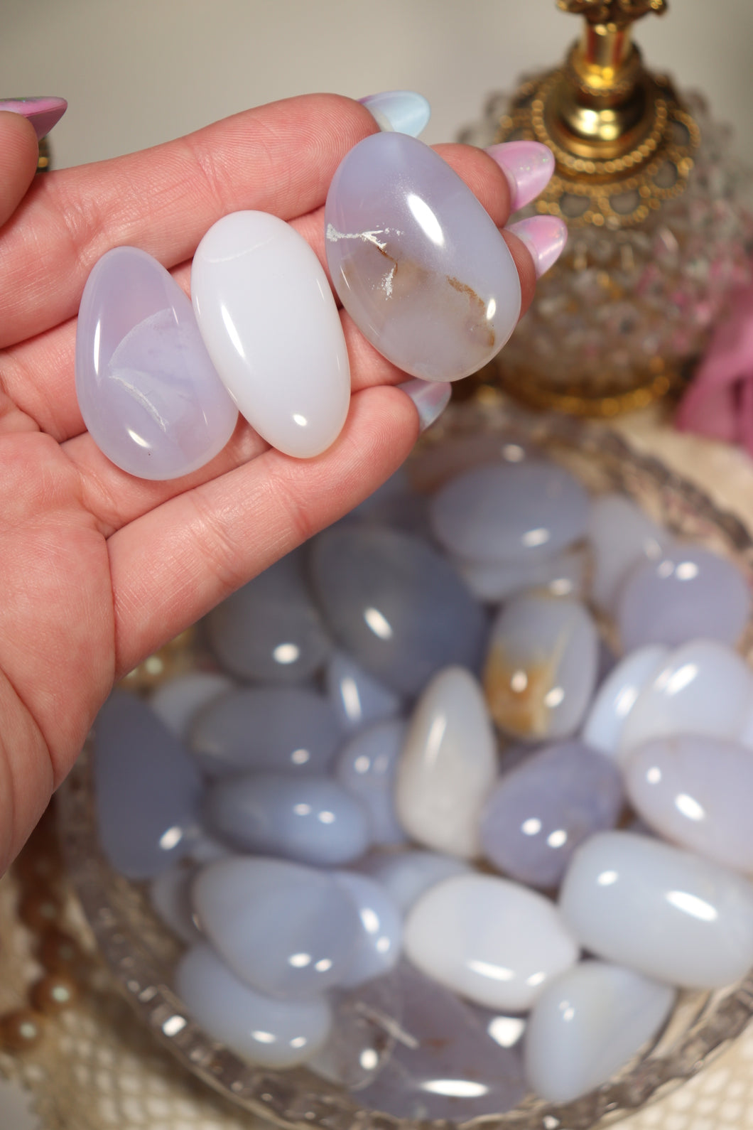 (1) Blue Chalcedony Pebble