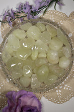 Load image into Gallery viewer, (1) Sulfur Quartz Tumble