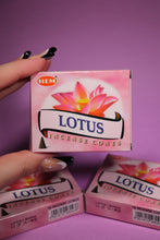 Load image into Gallery viewer, HEM Lotus Incense Cones