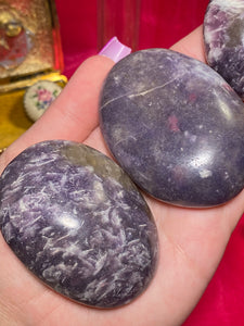 (1) Soothing Lepidolite Palmstone