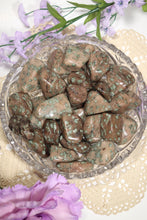 Load image into Gallery viewer, (1) “Mint Chocolate” Nundoorite Tumble