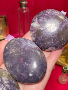 (1) Soothing Lepidolite Palmstone