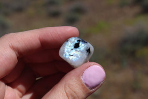 (1) Flashy Rainbow Moonstone Tumble