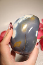 Load image into Gallery viewer, Creamy Orca Agate Chunky Freeform