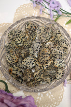 Load image into Gallery viewer, (1) Dalmatian Jasper Tumble